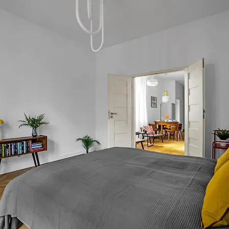 Apartament Near River - 58m2, Balcony, Metro - By Rentujemy *