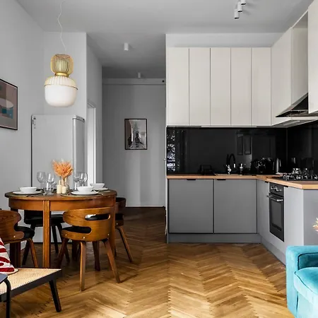 Apartament Near River - 58m2, Balcony, Metro - By Rentujemy
