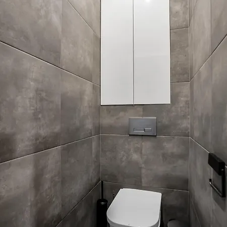 Near River - 58m2, Balcony, Metro - By Rentujemy Apartment Warsaw