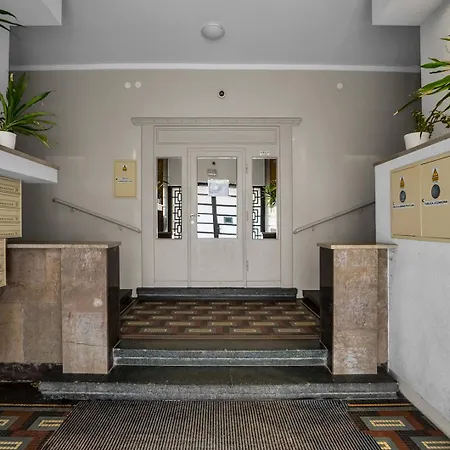 Near River - 58m2, Balcony, Metro - By Rentujemy Apartment Warsaw
